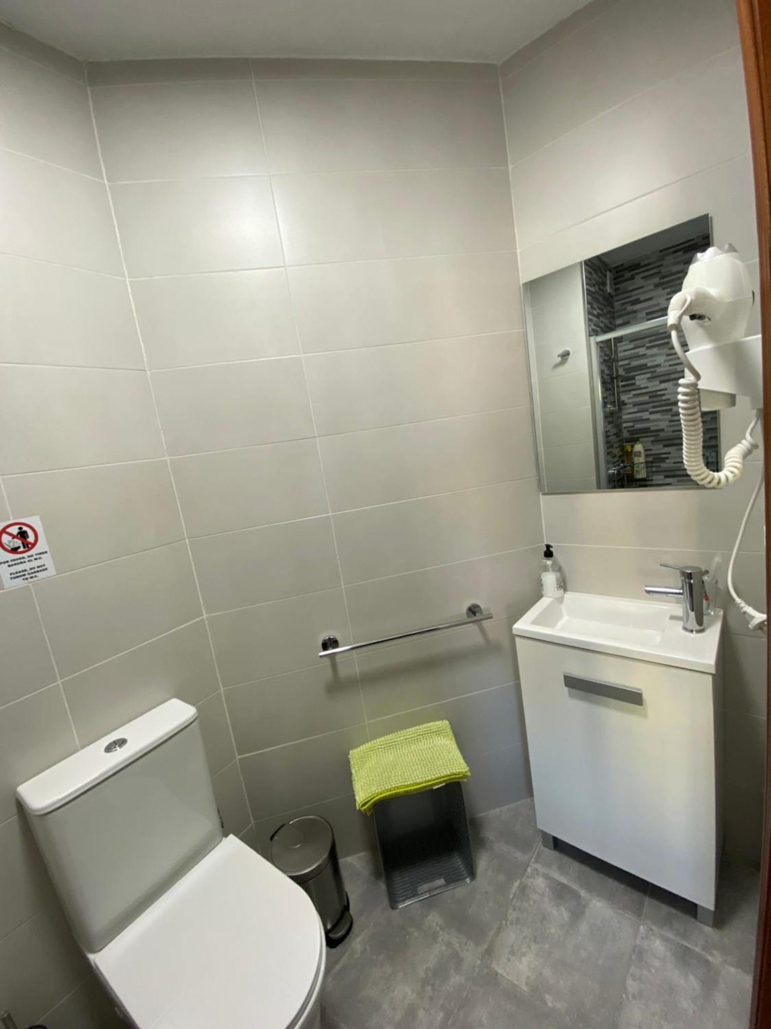 Habitaciones A Casa De Pepe Triacastela Bagian luar foto
